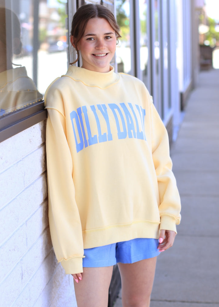Dilly Dally Mockneck Sweatshirt in Yellow