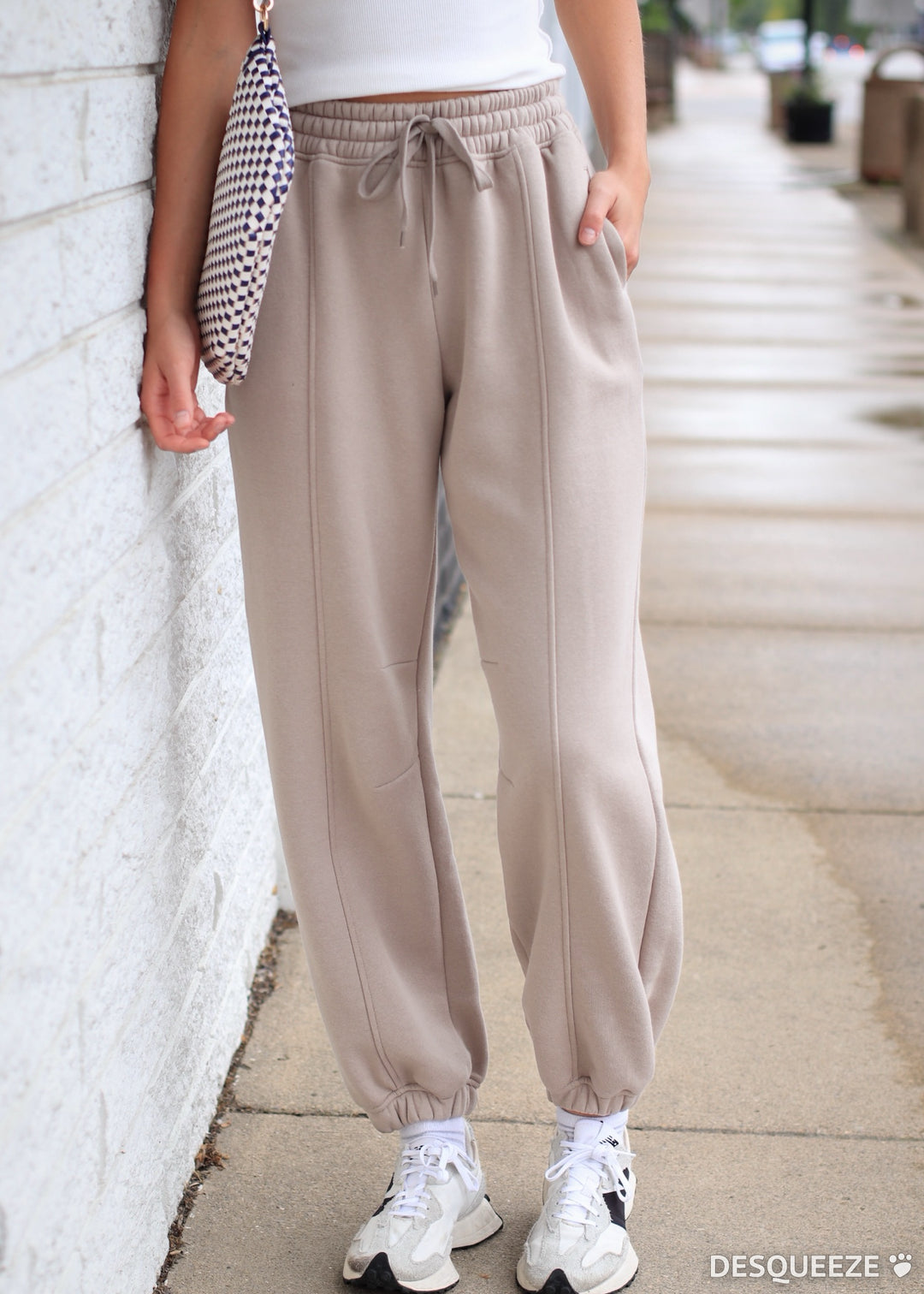 Dupita French Terry Joggers in Taupe