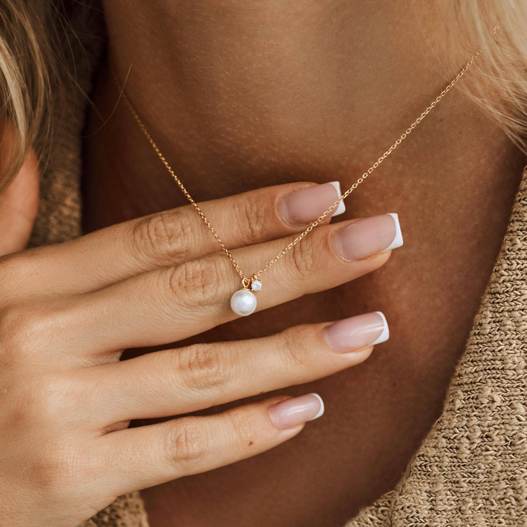 Sterling Silver Pearl & Zirconia Pendant Necklace