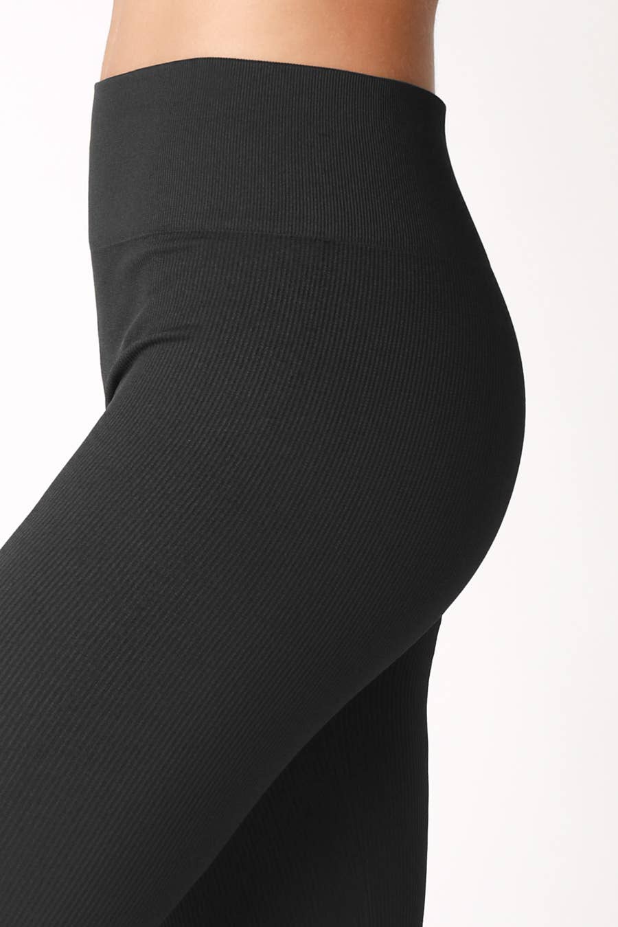 Ribbed Capri Leggings