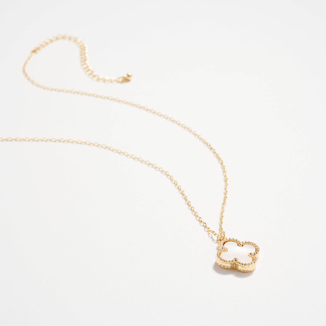 Gold Chain Necklace | Shell Pendant