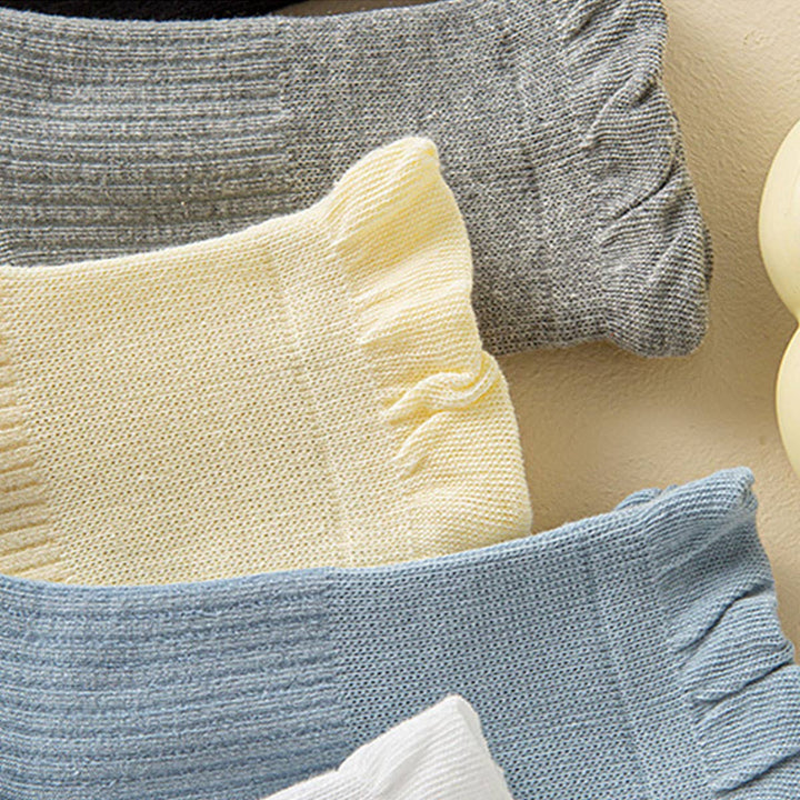 Thin Solid Ruffle Crew Socks