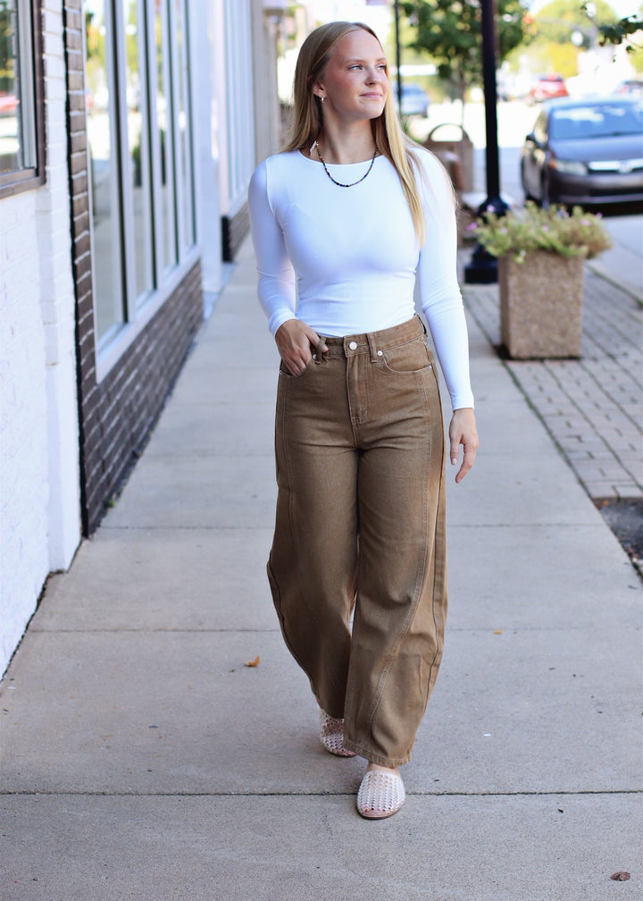 The Vintage Barrel Pant Mid-Rise