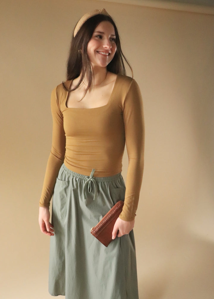 Basic Square Neck top in Barley