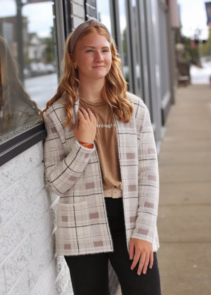 The Birch Open Front Cardigan in Ivory/Taupe