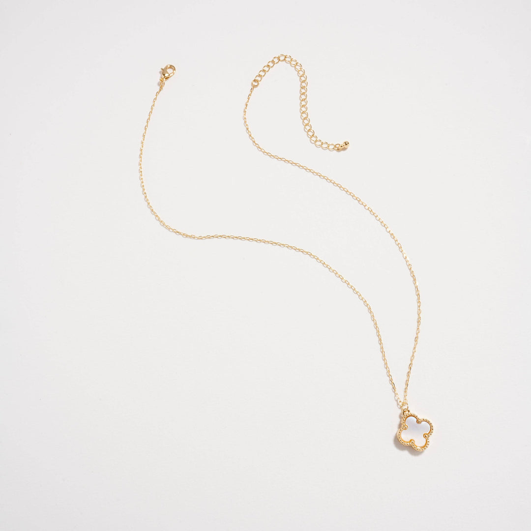 Gold Chain Necklace | Shell Pendant