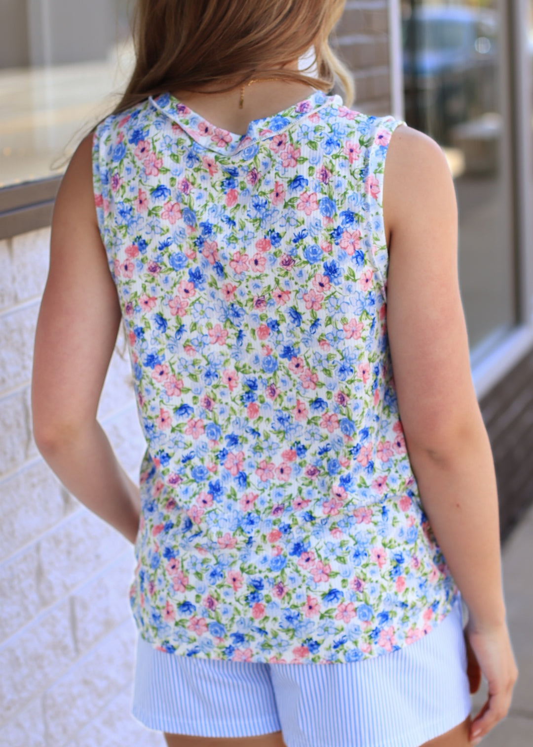 The Petal Path Tank