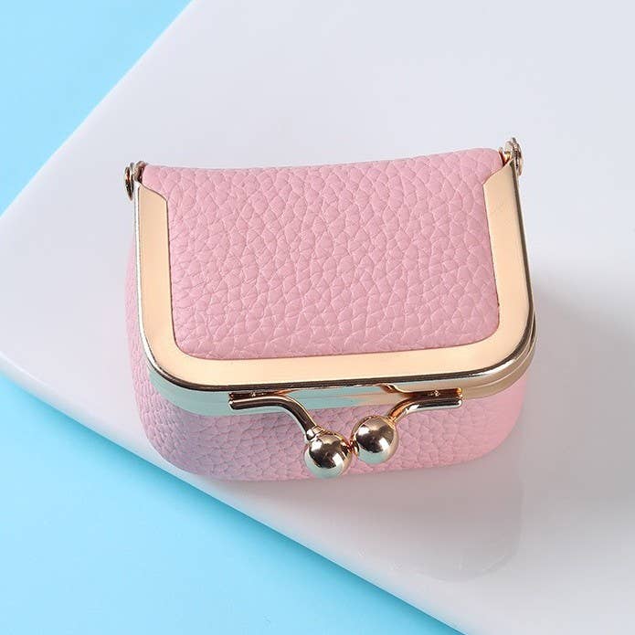 Mini Pebbled LEather Kiss Lock Travel Jewelry Box