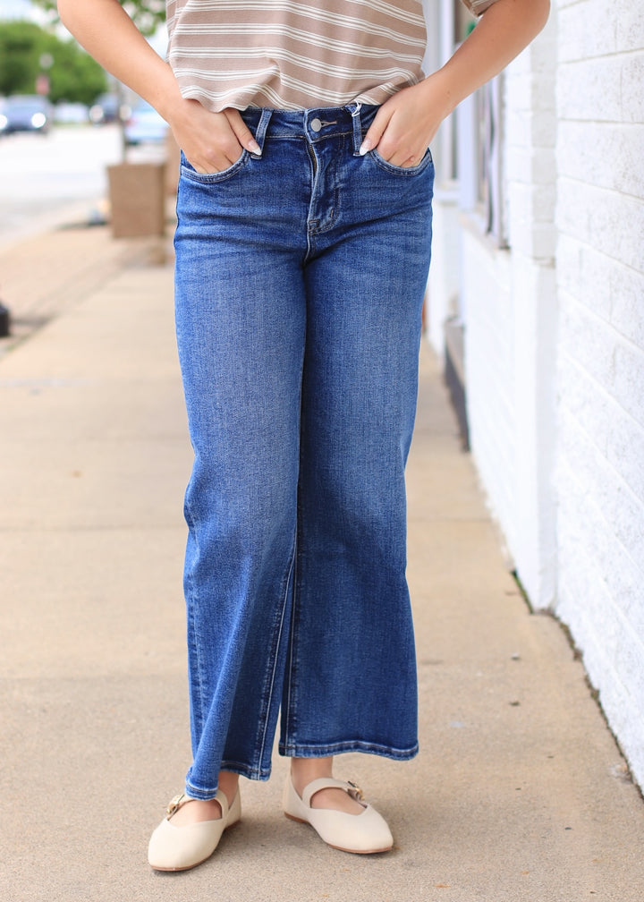 The Monroe Wide Leg Jean