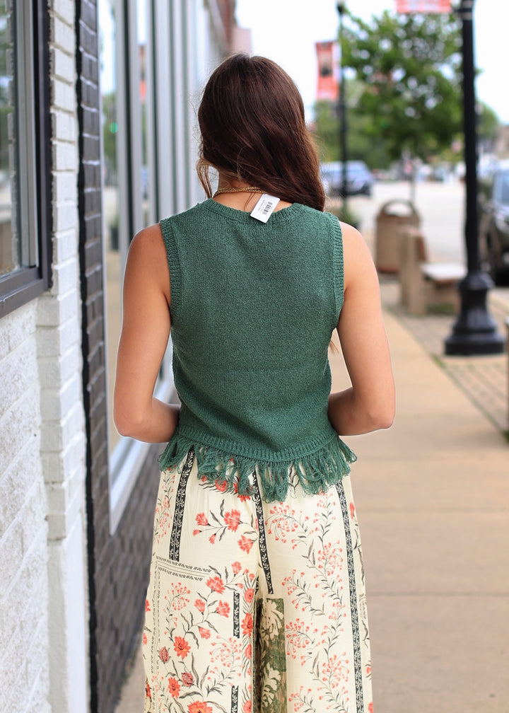 Fringe Hem Sleeveless Knit Top