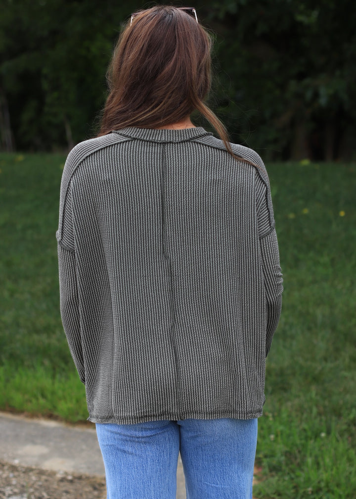 Raised Rib Relaxed Top in Dark Green