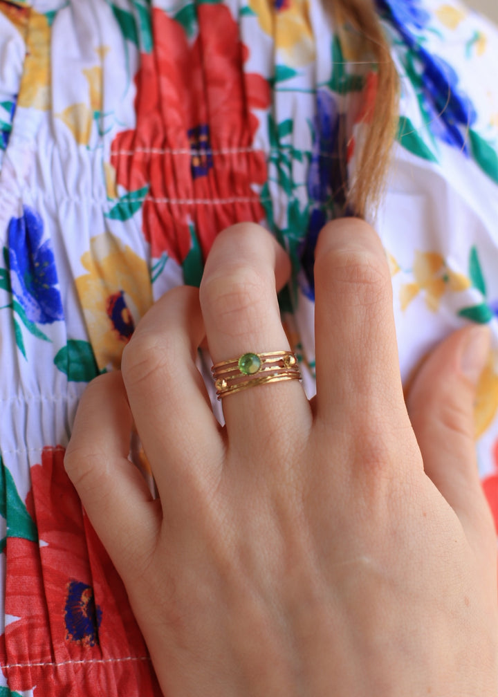 Apfel Adjustable Ring