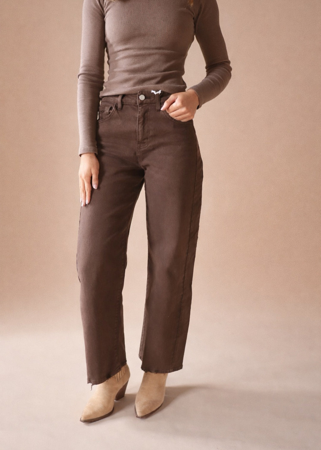 The Brownstone Barrel Jean