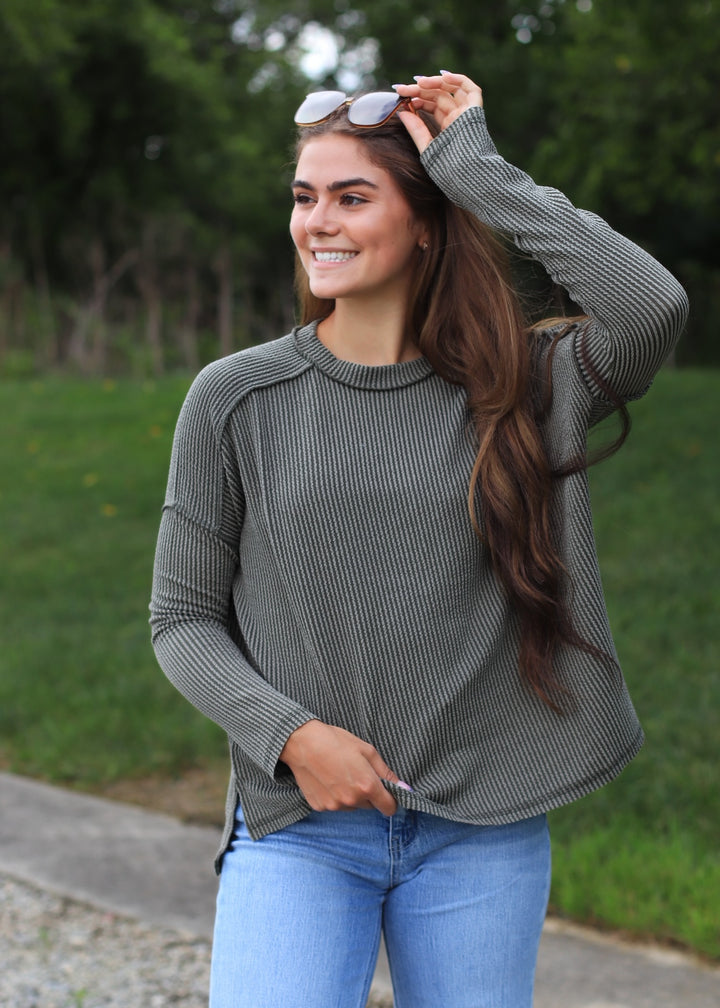 Raised Rib Relaxed Top in Dark Green