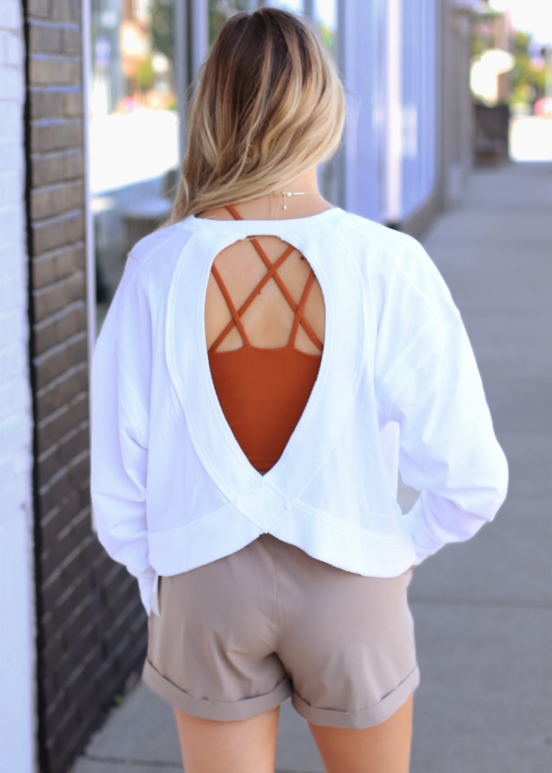 Highwaist Athleisure Shorts in Taupe