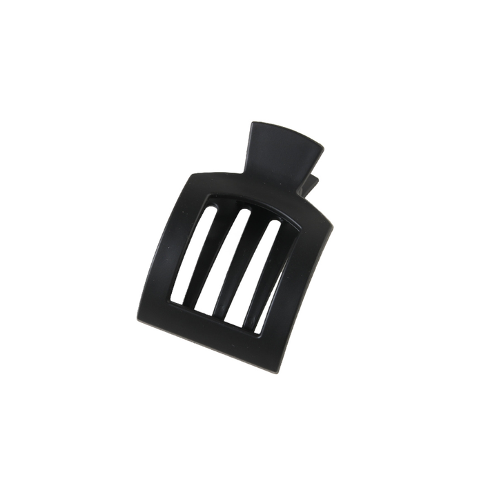 Modern Hold Claw Clip in Black
