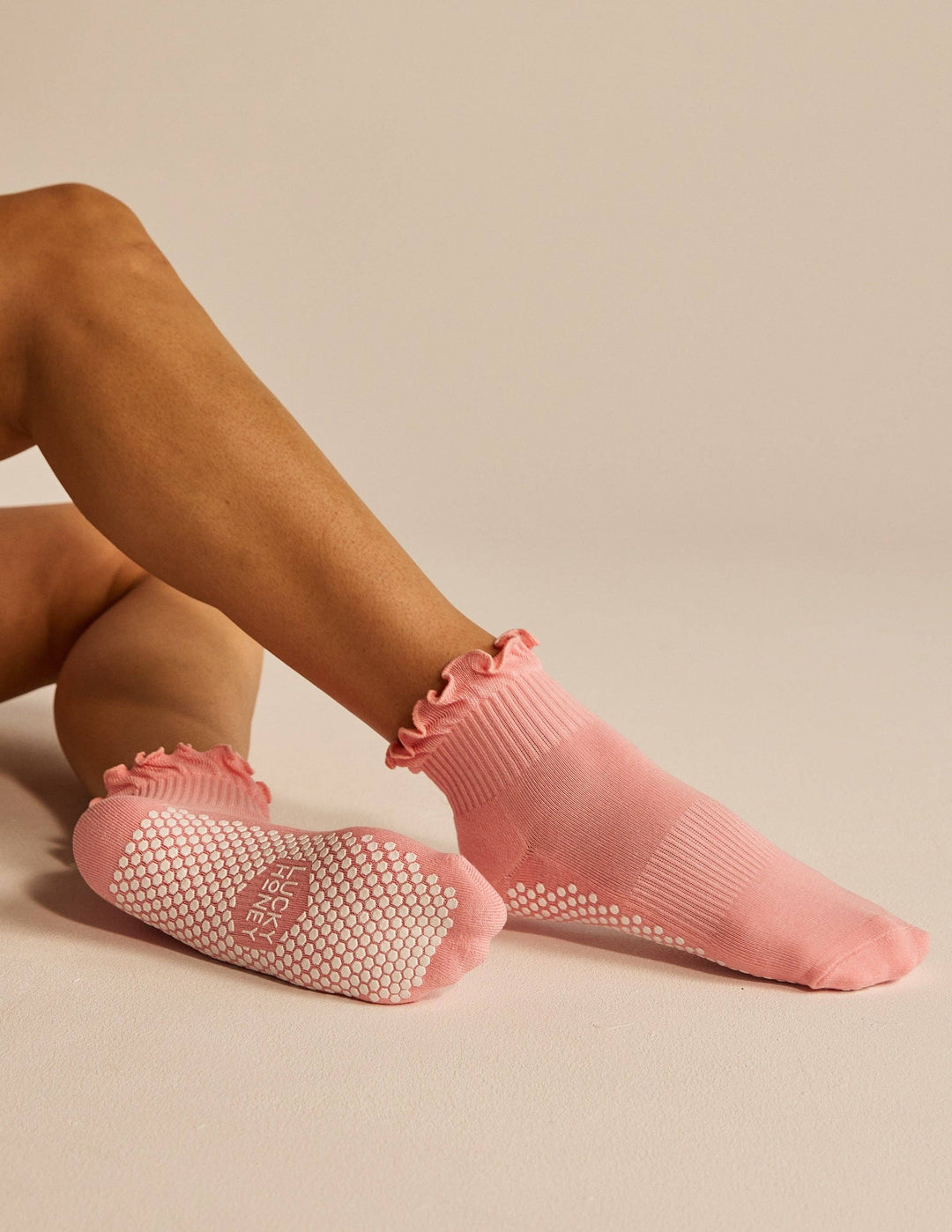 The Ruffle Grip Sock in Grapefruit