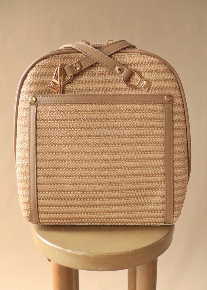 Daisy Bamboo Straw Convertible Backpack: Camel