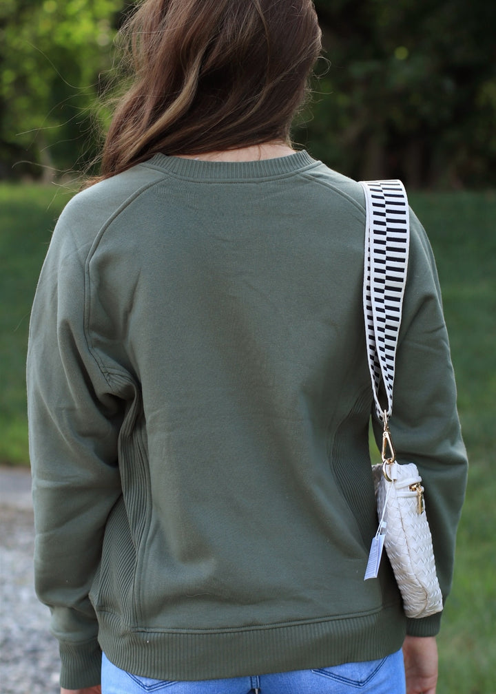 The Lottie Fleece Raglan Sweatshirt in Lt Olive