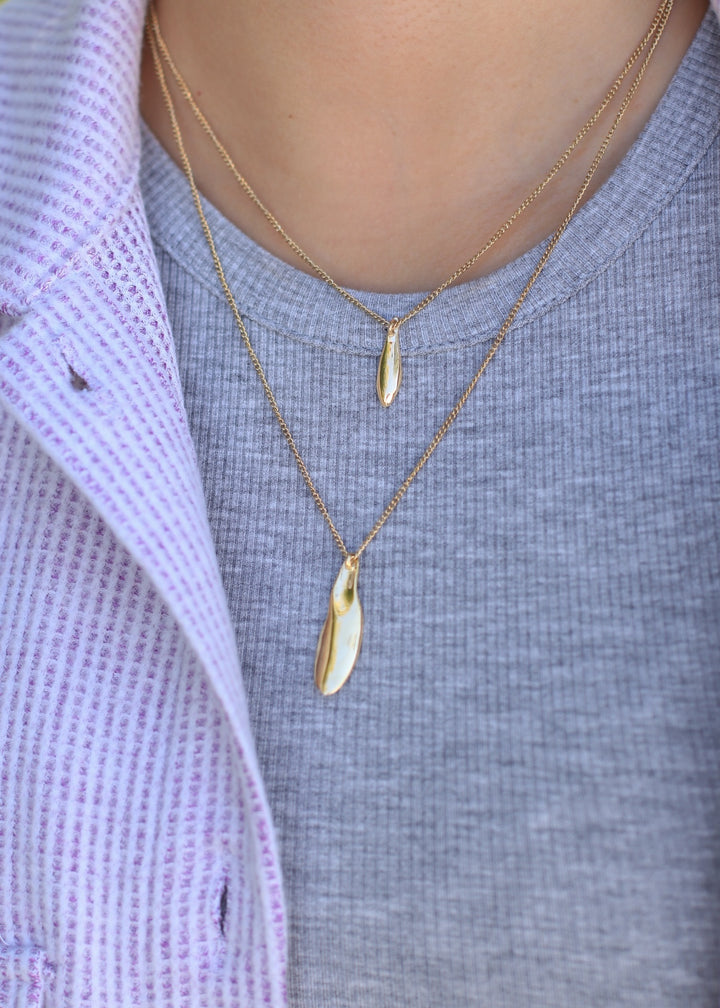 Petal Pendant Layered Necklace