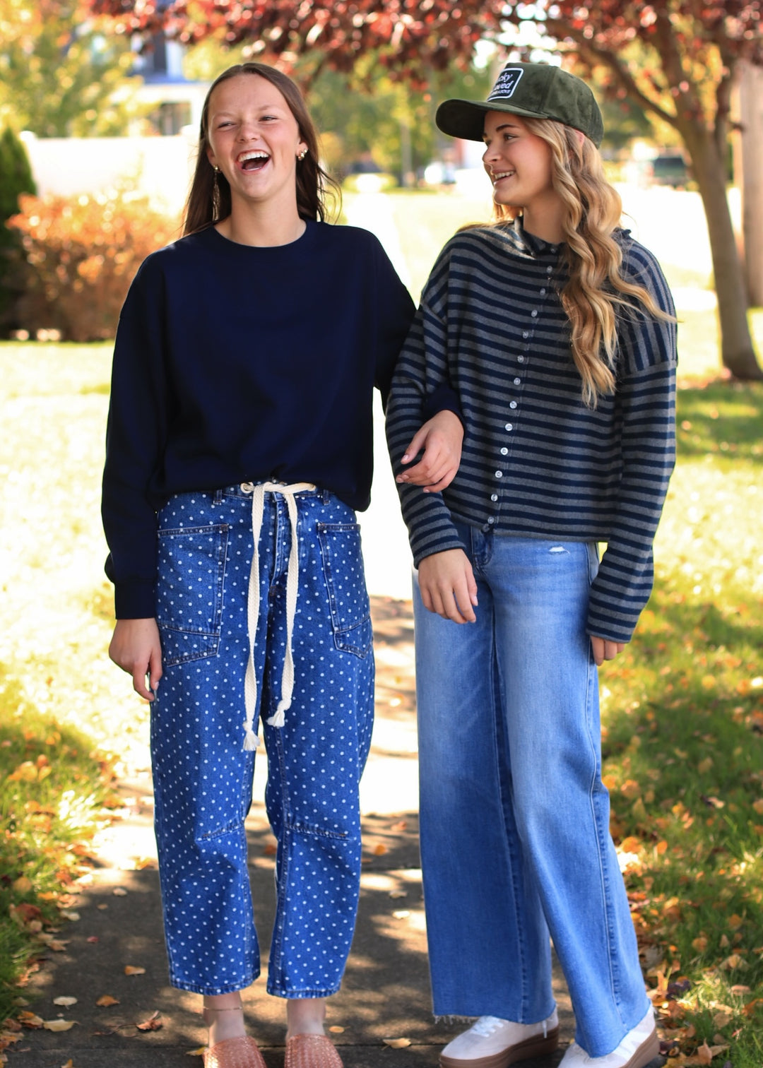 Fleece Basic Relaxed Fit Crew Neck in Deep Navy