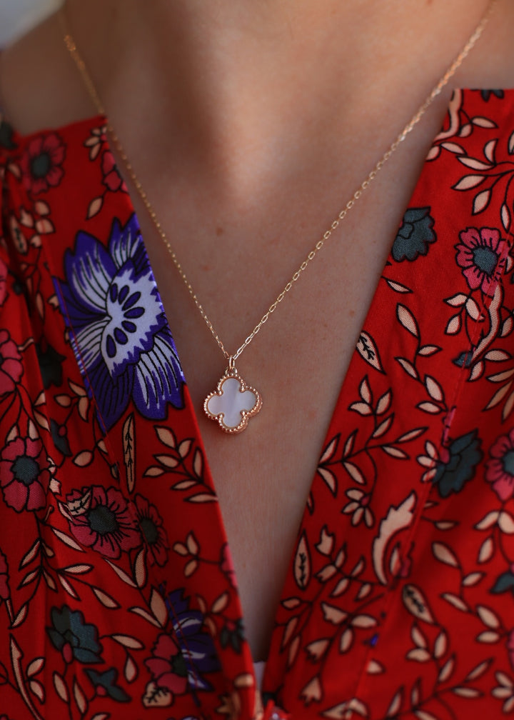 Gold Chain Necklace | Shell Pendant