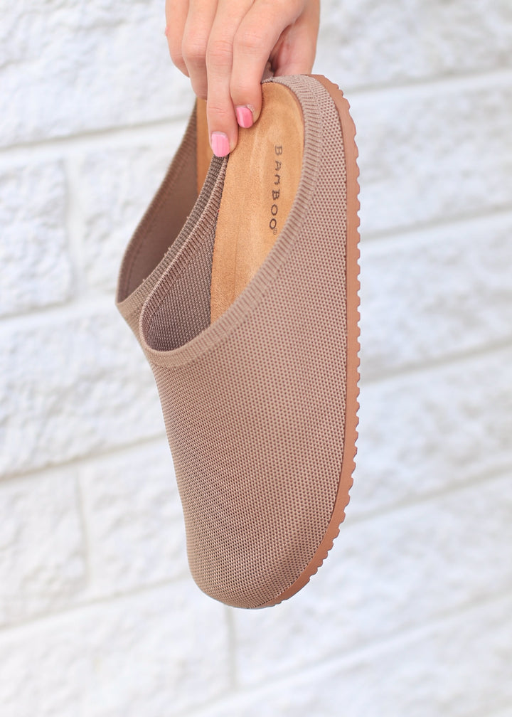The Rowan Knit Clog in Oatmeal