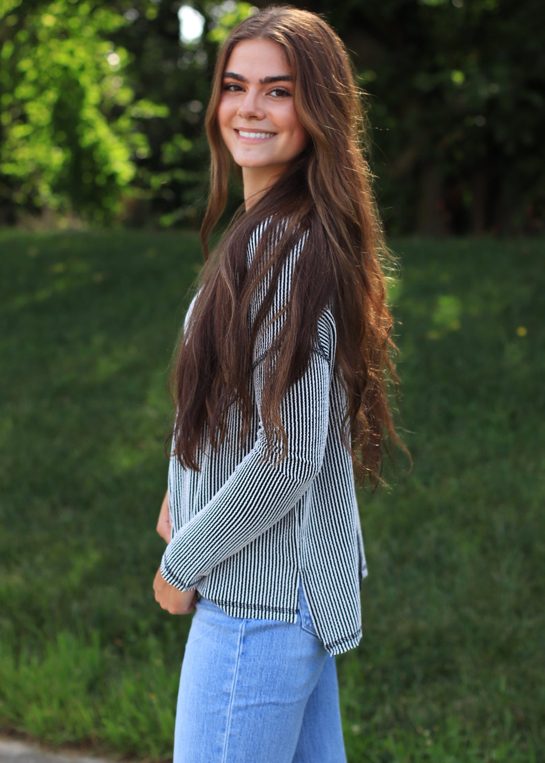 Raised Rib Relaxed Top in Black & White