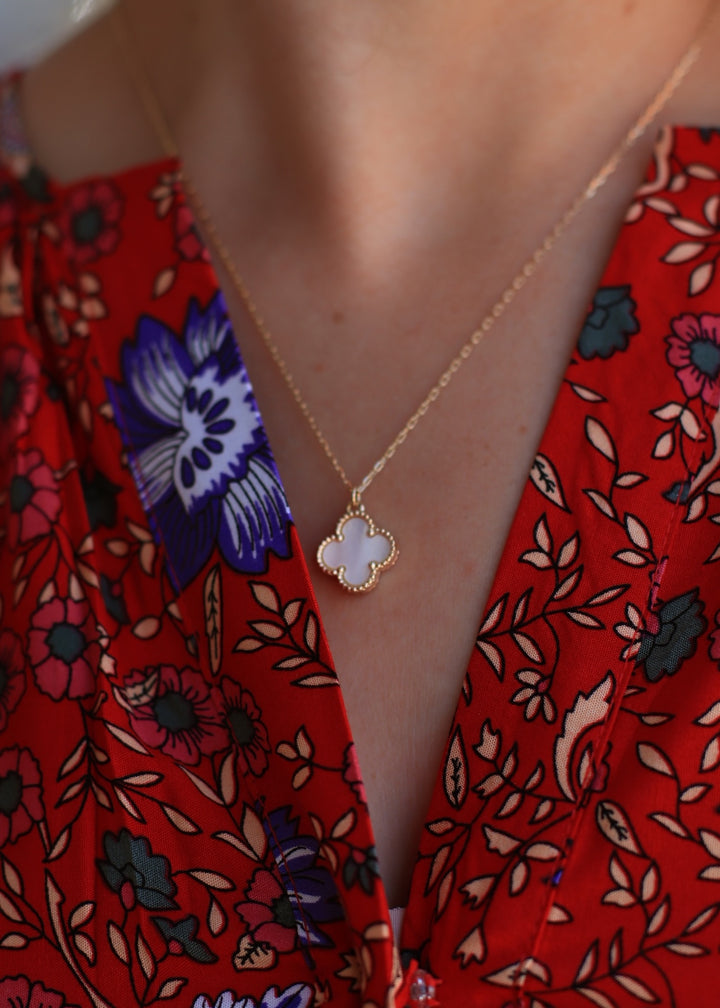 Gold Chain Necklace | Shell Pendant