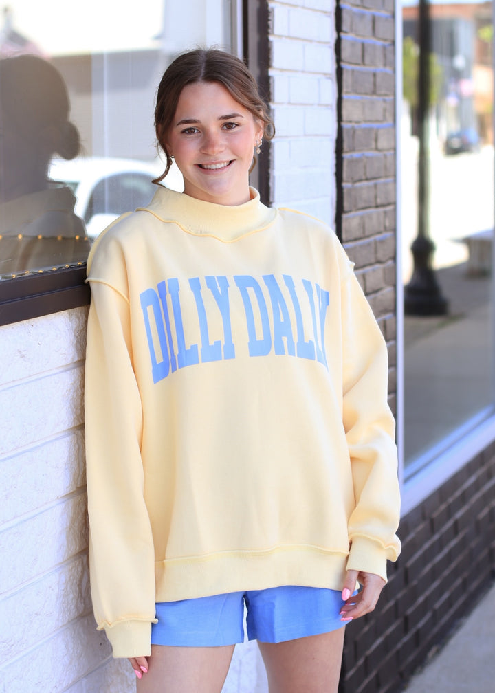 Dilly Dally Mockneck Sweatshirt in Yellow