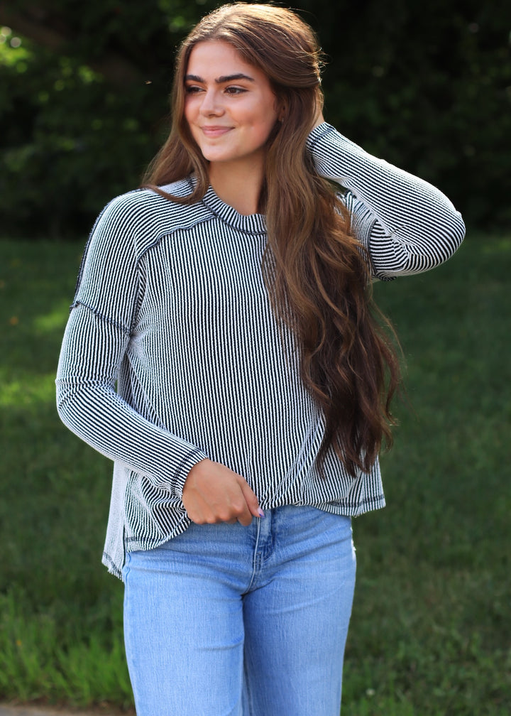 Raised Rib Relaxed Top in Black & White
