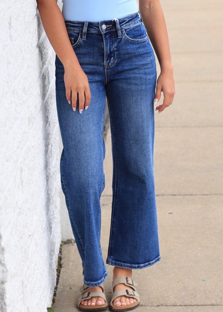 The Monroe Wide Leg Jean