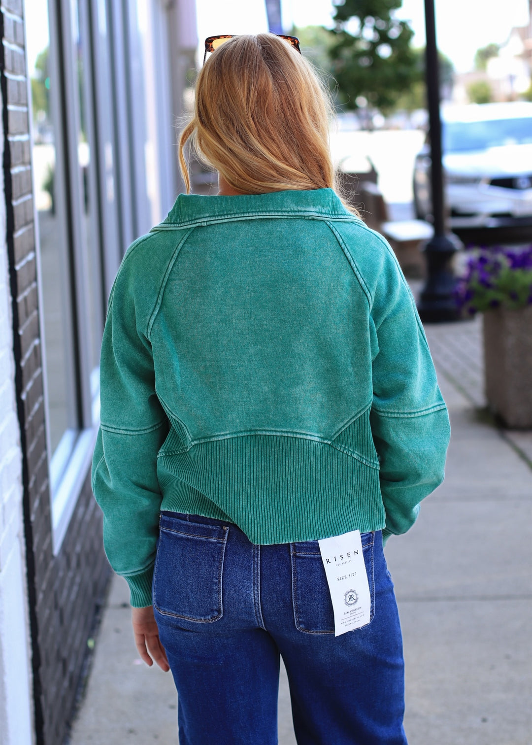 Peak Performance Pullover in Forest
