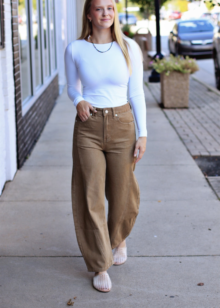The Vintage Barrel Pant Mid-Rise
