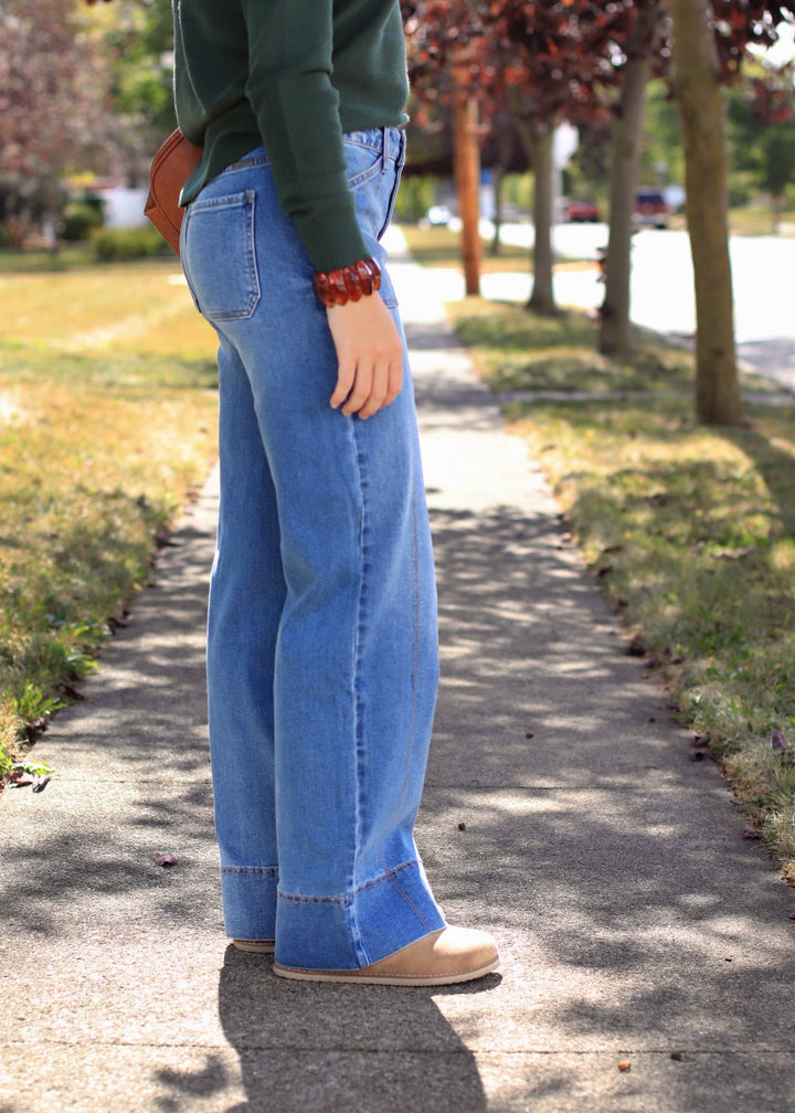 The Camino Wide Leg Jean