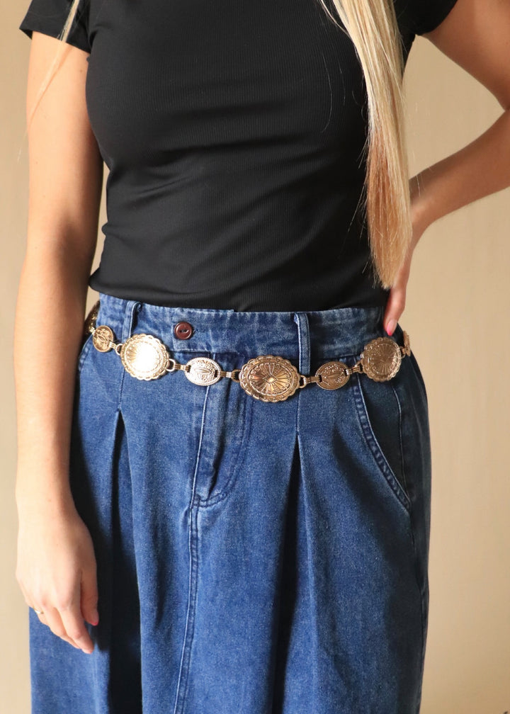 Ornate Oval Concho Disc Chain Fashion Belt
