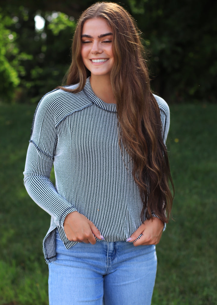 Raised Rib Relaxed Top in Black & White