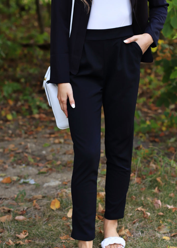 Presence Straight Fit Pants in Black