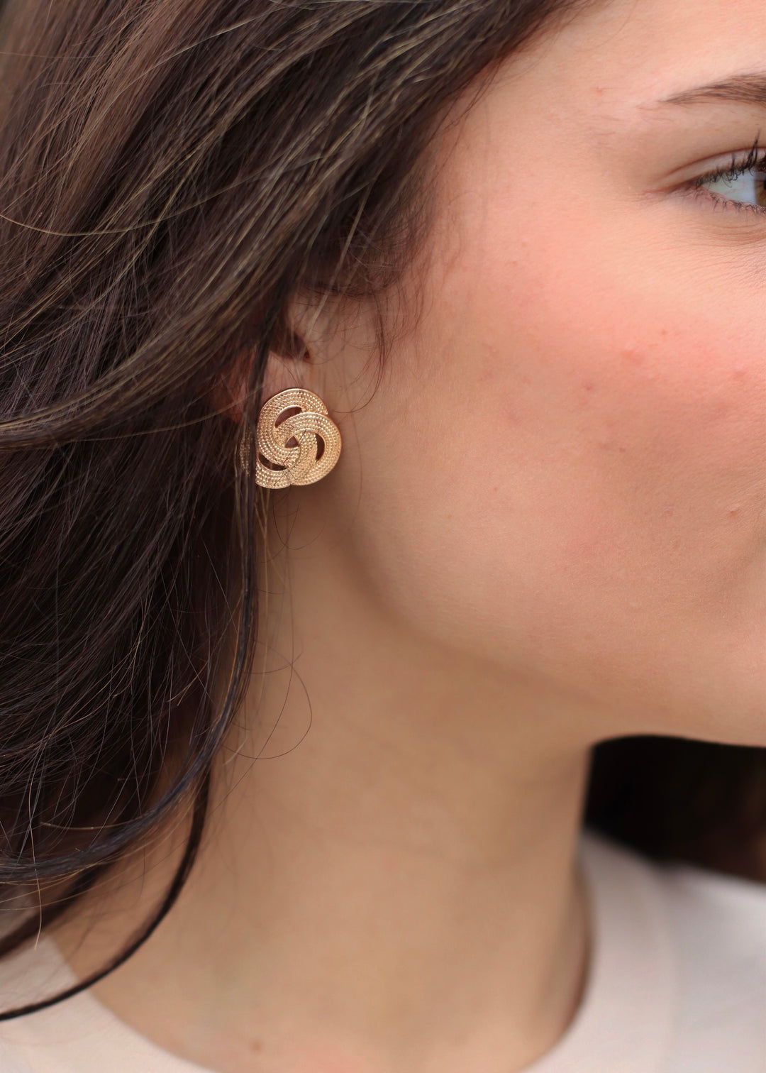 Molina Textured Knot Earring GOLD