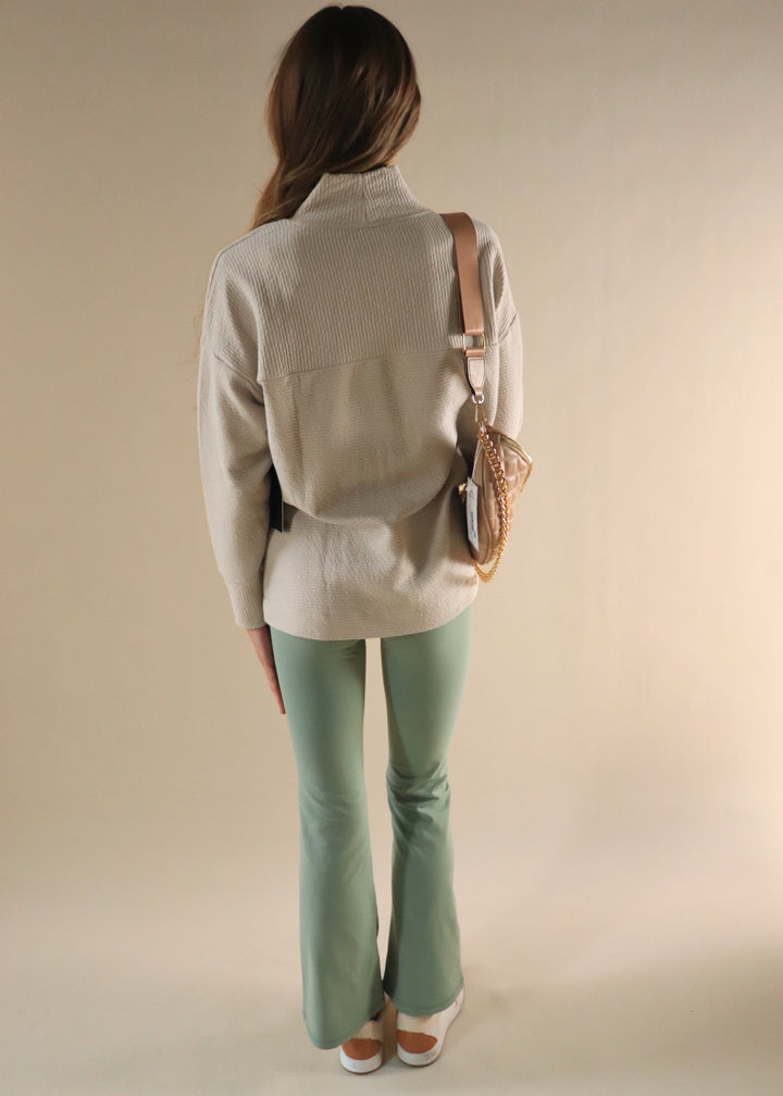 Corey Everyday Elastic Flared Pant in  Green