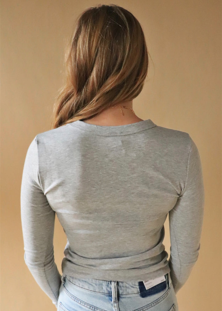 Round Neck Long Sleeve Top in Heather Grey