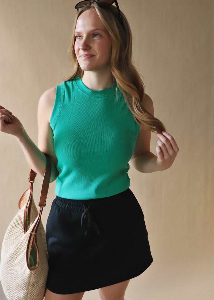 Basic Sleeveless Crew Top in Spring Green