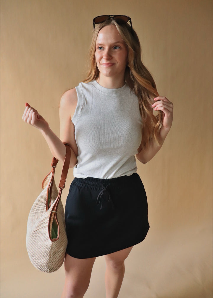 Basic Sleeveless Crew Top in Marble