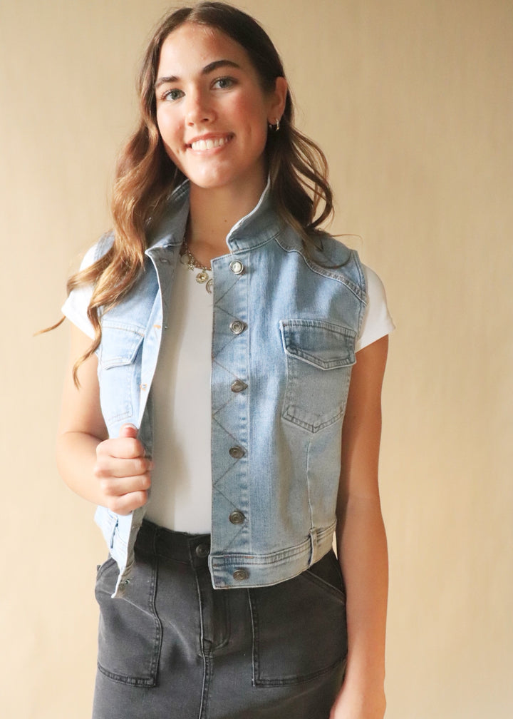 Mary Ann Medium Wash Vest