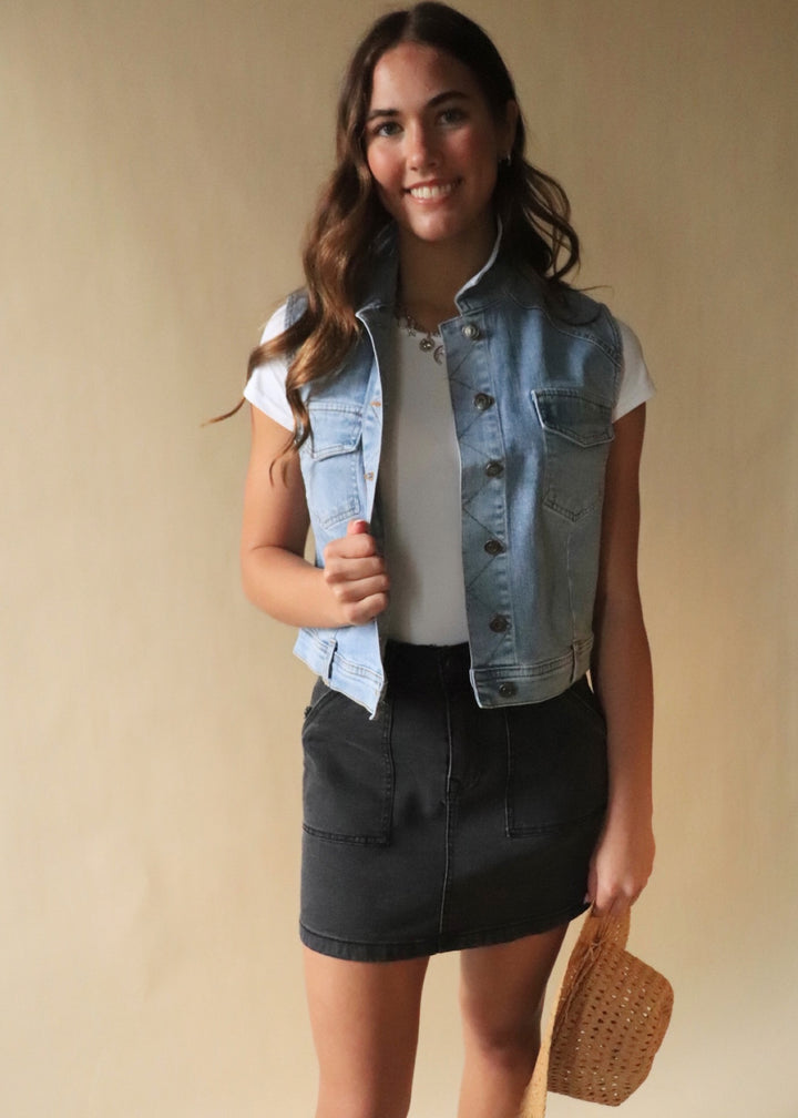 Mary Ann Medium Wash Vest