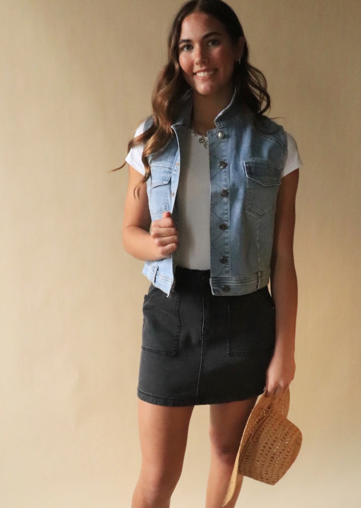 Mary Ann Medium Wash Vest