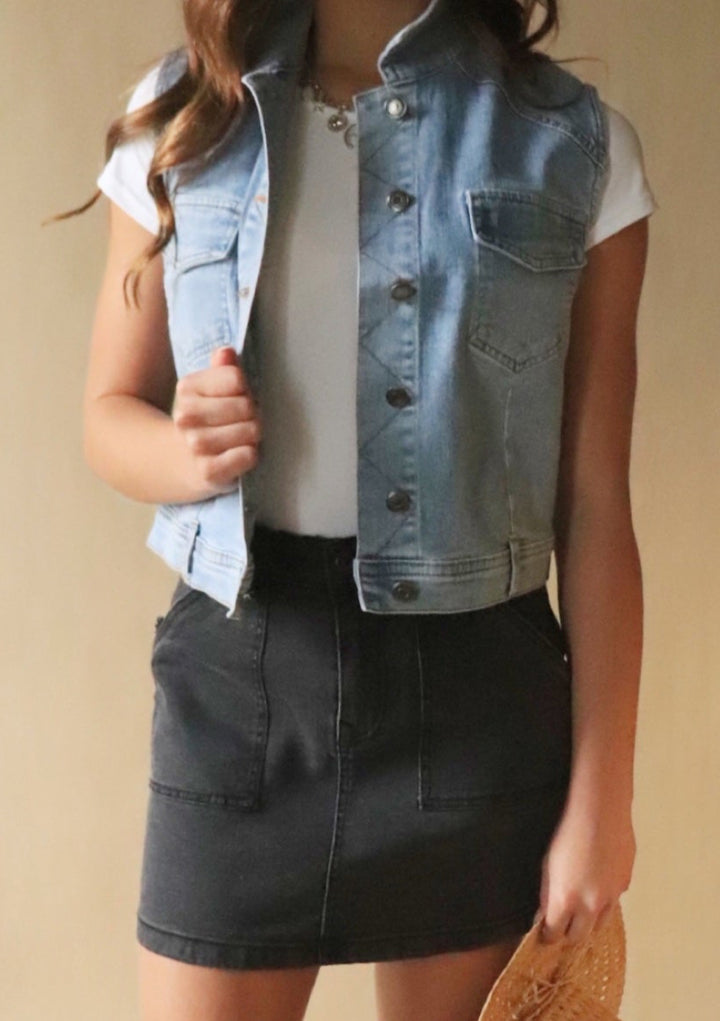 Mary Ann Medium Wash Vest