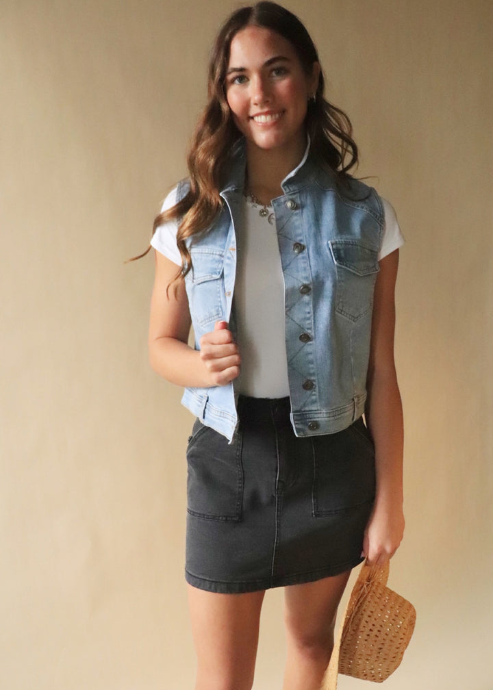 Mary Ann Medium Wash Vest
