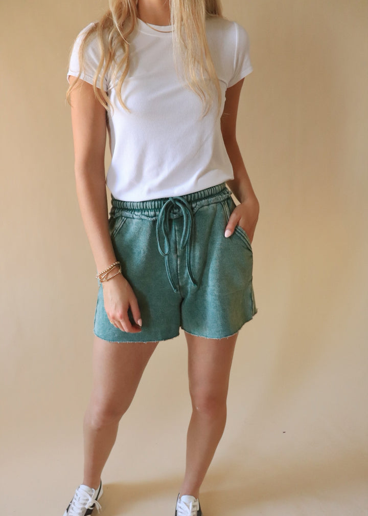 Acid Wash Fleece Drawstring Shorts in Dark Green