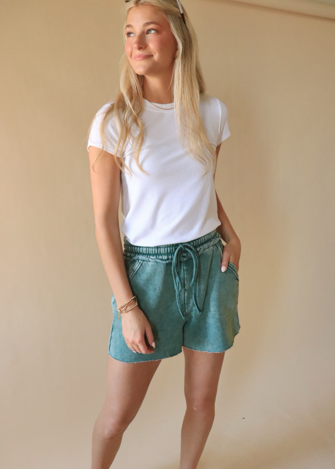Acid Wash Fleece Drawstring Shorts in Dark Green